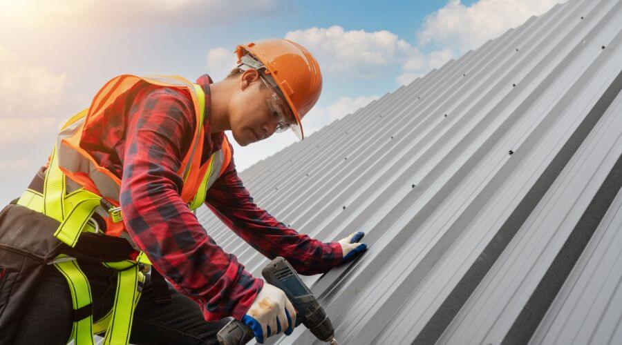 Owens Corning roofing contractor in Camden, IN